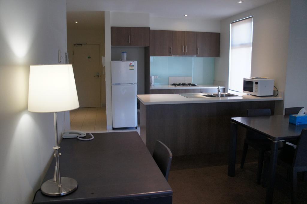 Summer Inn Holiday Apartments Melbourne Ngoại thất bức ảnh